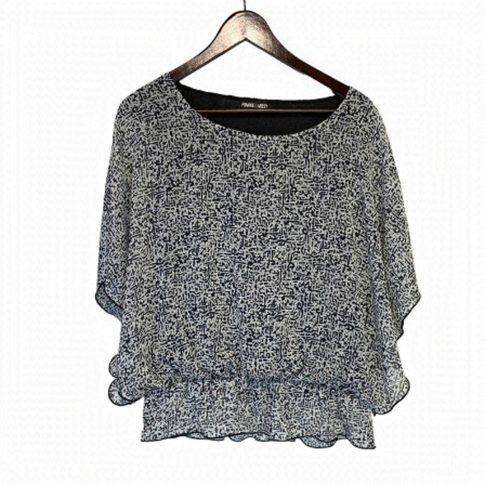 𝅺FRANKIE and Missy Sheer Butterfly Sleeve Top